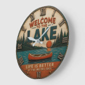 Welcome to the Lake House Cabin Decor ラージ壁時計 (傾斜)