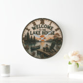 Welcome to the Lake House Rustic Canoe Cabin ラージ壁時計 (ホーム)