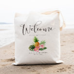 Welcome Tropical Palm Tree Pineapple and floral トートバッグ<br><div class="desc">Check out 400 popular styles of wedding tote bags from the "Wedding Tote Bags" collection of our shop! Click “Edit Design” will allow you to customize further. You can change the font size, font color and more! wedding tote bags, tote bags wedding, floral tote bags, rustic floral, rustic tote bags,...</div>