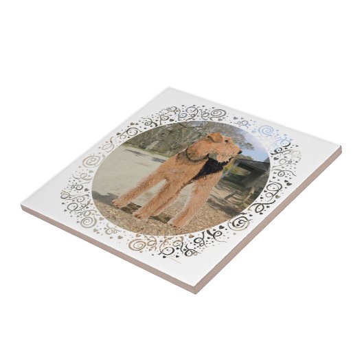 Welsh Terrier in the Stable Yard タイル (側面)