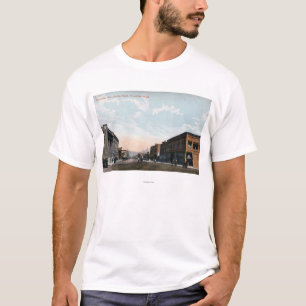 Wenatcheeの道からの北の眺め Tシャツ