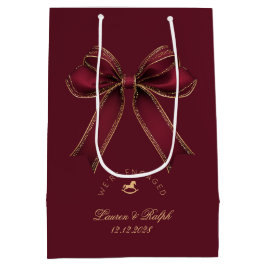 We're Engaged Elegant Burgundy Gold Bow Luxury ミディアムペーパーバッグ