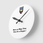 Were on Sligo Time-Time for a Cuppa ラウンド壁時計 (傾斜)