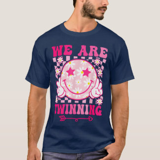 Werewinning with My Bestie Retrowin Day Spirit Wee Tシャツ