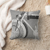 Wernerのオートバイ1898年 クッション (ブランケット)