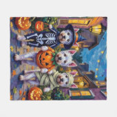 West Highland White Terrier In Halloween Costumes フリースブランケット (正面(横))