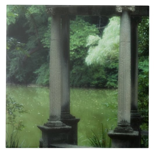 Westburyの古い庭の愛の寺院 タイル (正面)