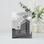 Western Auto Sign Black & White Architecture Photo ポストカード (スタンド正面)