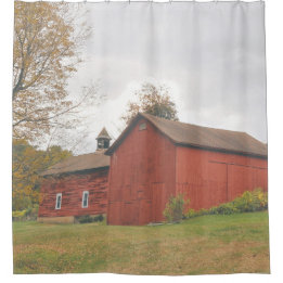 Western Mass Big Red Barn in Autumn Shower Curtain シャワーカーテン