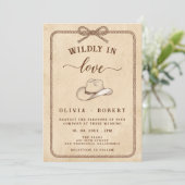 Western Rustic カウボーイハット Wildly In Love ウェディング 招待状 (スタンド正面)
