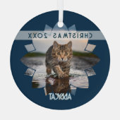 Wet Cat Photo Framed in Flower on Blue ガラスオーナメント (裏面)