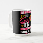 What Happens On The Girls Trip Stays On The Girls コーヒーマグカップ (正面左)