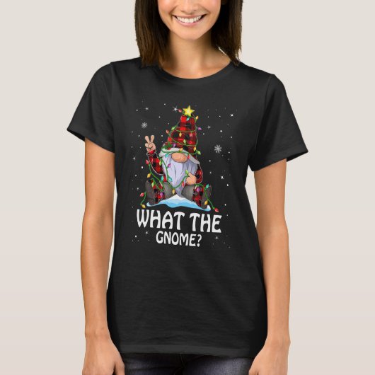 What The Gnome Buffalo Plaid Matching Christmas Tr Tシャツ (正面)