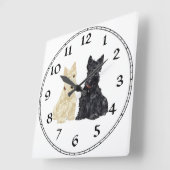 Wheaten及び黒いスコットランドテリア スクエア壁時計 (傾斜)