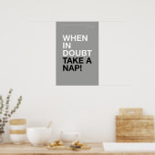 WHEN IN DOUBT, TAKE A NAP – Cozy Wall Art ポスター (キッチン)