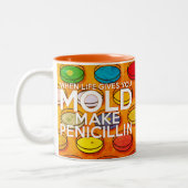 WHEN LIFE 与え YOU MOLDおもしろい引用文 ツートーンマグカップ (左)