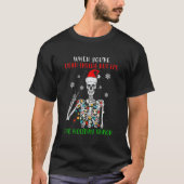 When You Are Dead Inside But Its The Christmas Hat Tシャツ (正面)