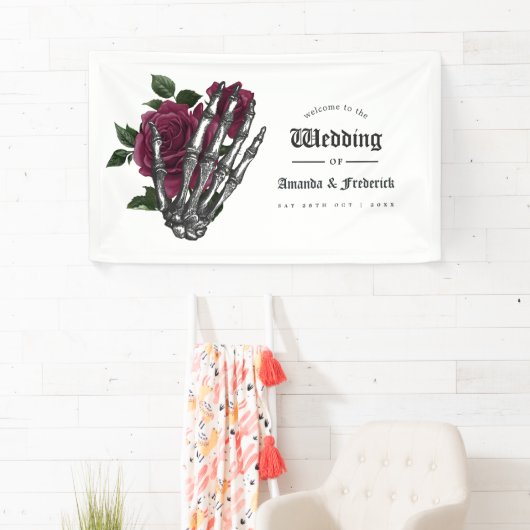  whimsical バーガンディ フラワー ゴシック ウェディング ウェルカム 横断幕 (インサイチュ)