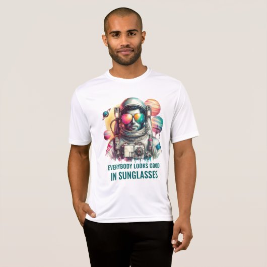 Whimsical Astronaut in Sunglasses – Space Tシャツ (正面フル)