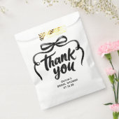 Whimsical Black Bow Handwritten Bridal Thank You フェイバーバッグ (封をした状態)