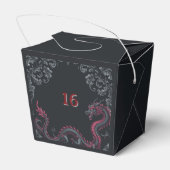 Whimsical Black Red Dragon Damask Sweet 16 Bash フェイバーボックス (裏面サイド)