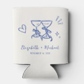Whimsical Blue Hand Drawn Romantic Wedding 缶クーラー (裏面)