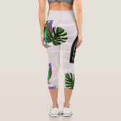 Whimsical Boho Owl & Tropical Monstera Leaf カプリレギンス (裏面)