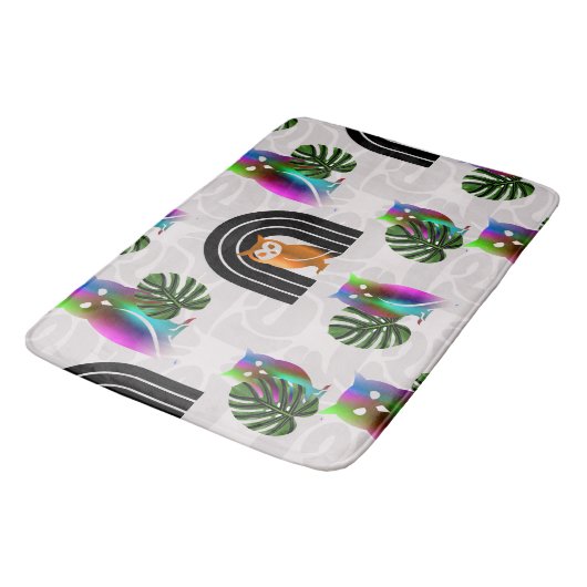 Whimsical Boho Owl & Tropical Monstera Leaf バスマット (アングル)