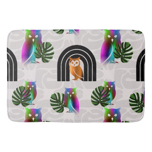 Whimsical Boho Owl & Tropical Monstera Leaf バスマット (正面)