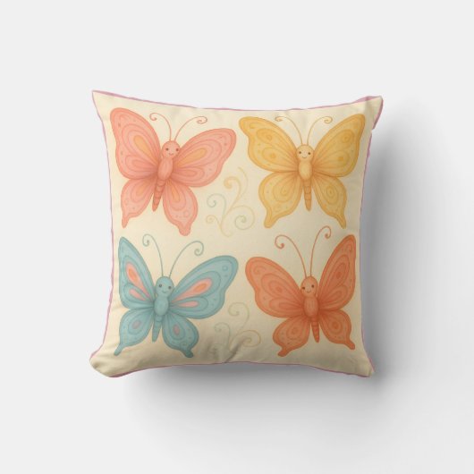 Whimsical  Butterflies  クッション (正面)
