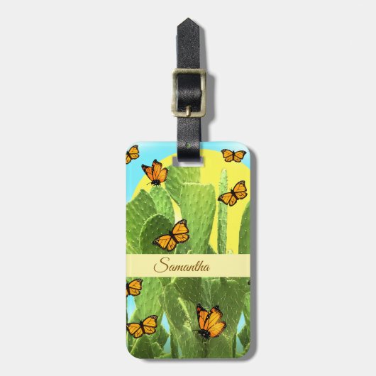 Whimsical Cactus And Butterflies ラゲッジタグ (正面縦)