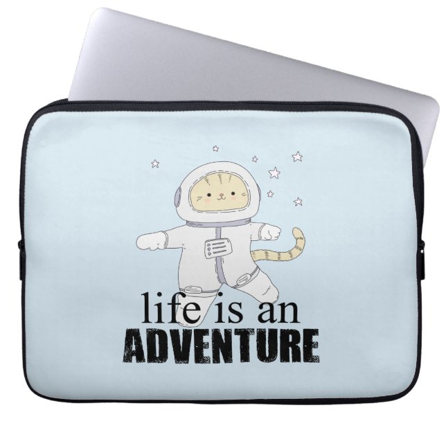 Whimsical Cat Astronaut Life Adventure ラップトップスリーブ (正面)