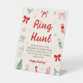 Whimsical Christmas Bridal Shower Ring Hunt Game 台座サイン (正面)
