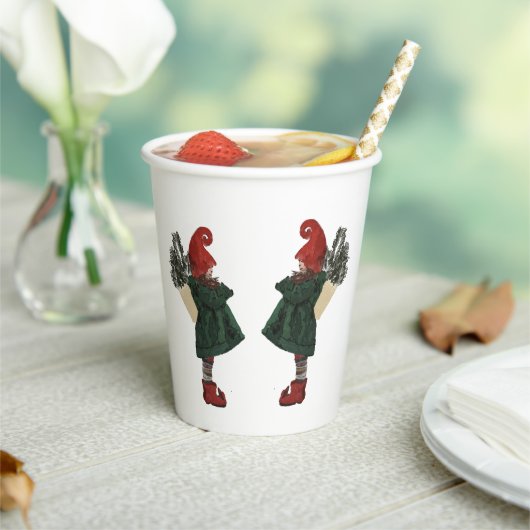 Whimsical Christmas Gnome Paper Cups 紙コップ (インサイチュ)