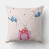 Whimsical Christmas Pillow with Hearts クッション (正面)