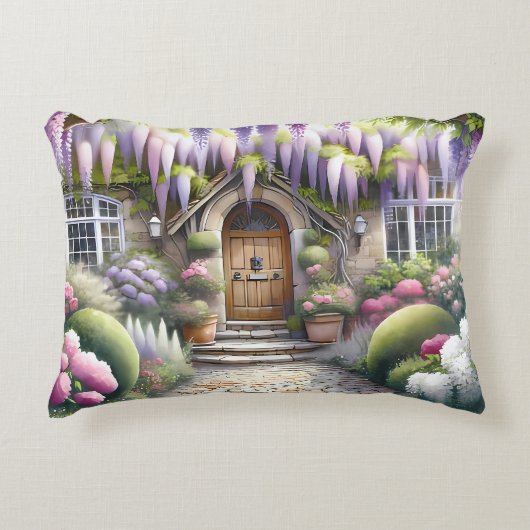 Whimsical Cottage Garden Pathway アクセントクッション (正面)