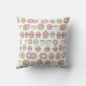Whimsical Cupcake and Donut Pattern クッション (裏面)