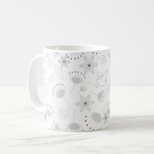 Whimsical Cute Floral and Bird Pattern on White コーヒーマグカップ (正面左)