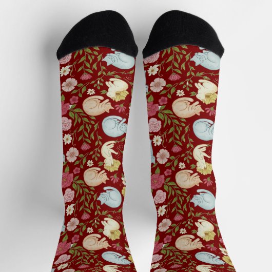 Whimsical Floral and Sleepy Cat Pattern Socks ソックス (上部)