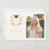 Whimsical Floral Crest Graduation Invitation 招待状 (正面)