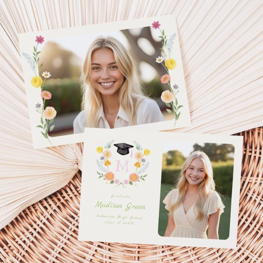 Whimsical Floral Crest Graduation Invitation 招待状