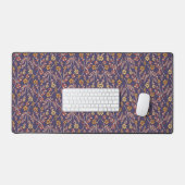 Whimsical Floral Design with Vines on Purple Back デスクマット (キーボード&マウス)