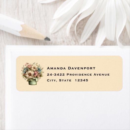 Whimsical Flowers in a Planter Pot Cute Address ラベル (インサイチュ)