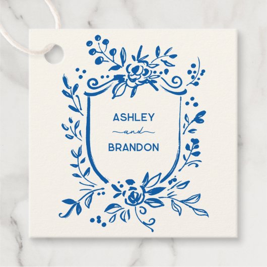 Whimsical French Blue Botanical Crest Wedding フェイバータグ (正面)