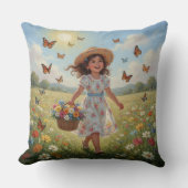 Whimsical Girl  クッション (正面)