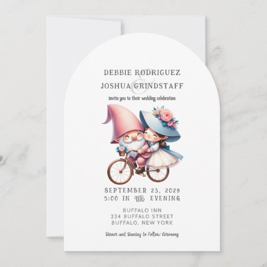 Whimsical Gnomes Fun Wedding Invitation  招待状 (正面)