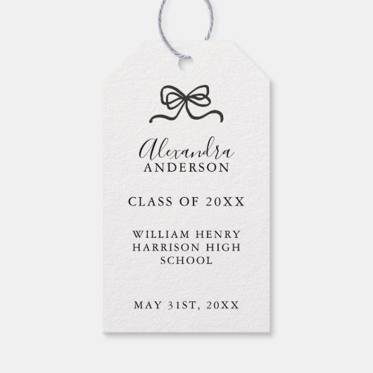 Whimsical Graduation Cap with Bow & Pearls Script ギフトタグ (裏面)
