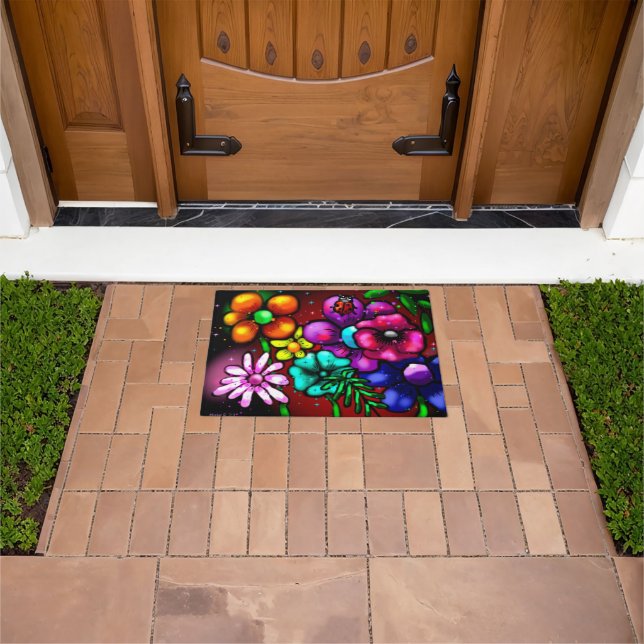 Whimsical Graffiti-Style Floral Flowers Ladybug ドアマット (室外)