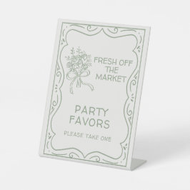 Whimsical Green Fresh Off The Market Bridal Shower 台座サイン