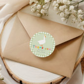 Whimsical Green Gingham Silly Goose Baby Shower ラウンドシール